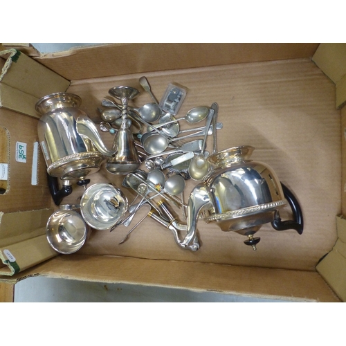 359 - A mixed collection of silver plated items to include viners 4 piece tea service, loose silver plated... 