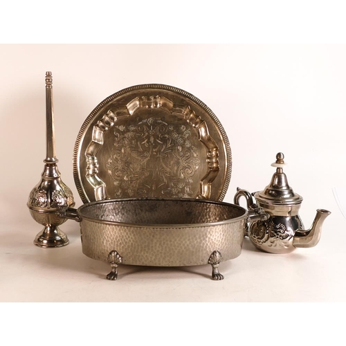 645 - A mixed collection of metalware to include Don Pewter Handled Bowl, silver plated platter, arabic sm... 