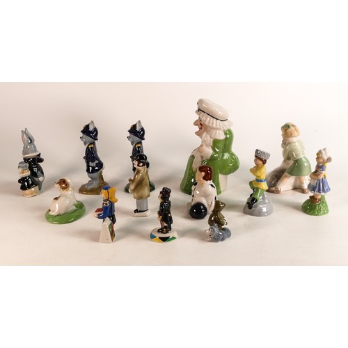 47 - Wade collection of items to include large Judy figure, circus figures, prisoner, Children of the Wor... 