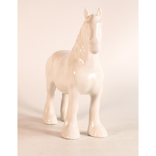 118 - Beswick opaque gloss 818 shire horse.