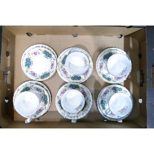 760 - Royal Albert, Berkeley pattern tea and dinner ware to include six tea trios (one cup a/f) together w... 