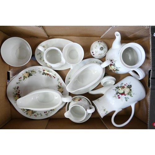 762 - A very large collection of Royal Doulton Miramont pattern tea & dinner ware to include - 4 open veg ... 