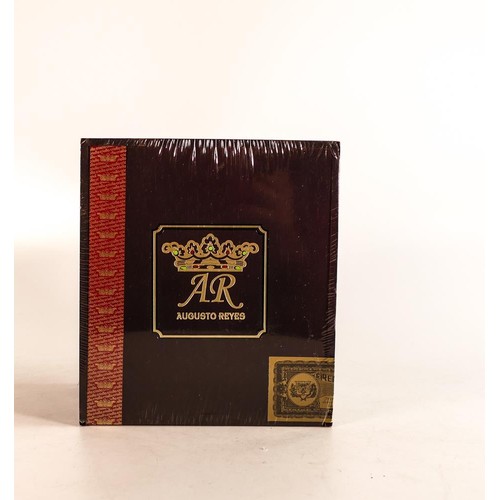 1901 - Augusto Reyes Gordos hand made cigars (Dominican Republic), believed to be 6in x 58 ring gauge, 1 se... 