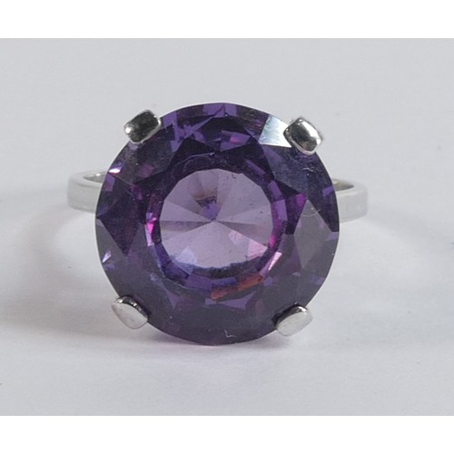 2216 - Large tanzanite single stone ring set in 9ct white gold, ring size T, stone size 15.5mm. 7.6g gr wt