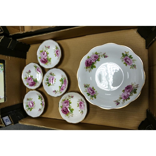 29 - Royal Albert American Beauty patterned trifle bowl & dishes, largest 24cm