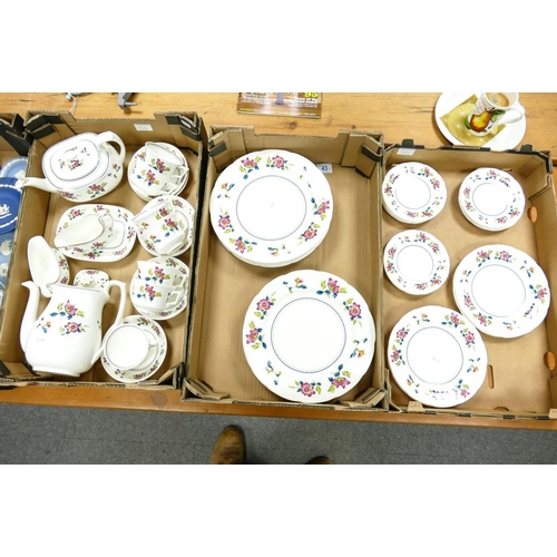 43 - A large collection of Wedgwood Williamsburg Chinese Flowers Pattern tea & dinner ware including tea ... 