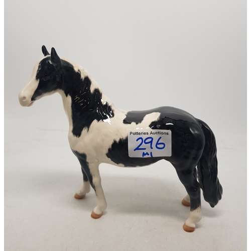 296 - Beswick piebald pinto pony 1373.