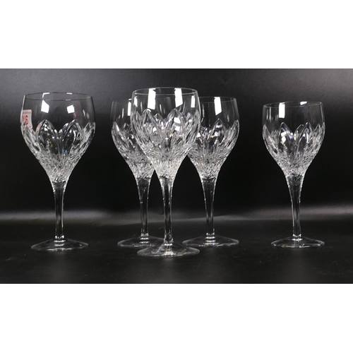 216 - Five Un Matched Quality Cut Glass Crystal Wine Glasses, tallest 18cm(5)