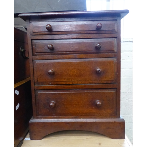 639 - Dark oak miniature/ apprentice type chest of drawers 44cm H x 35cm W x 18cm D