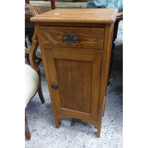 641 - Pine one drawer one door small side cabinet 78cm H x 38cm W x 27cm D, together with a spinning chair... 