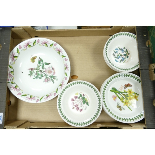 25 - A collection of Portmeirion Botanic patterned items including various bowls & fruit bowl