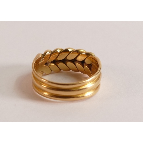 659 - 18ct gold hallmarked gents knot ring size N, weight 7.43.