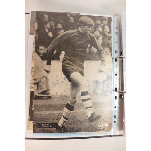 694 - A large collection of signed original pictures including - Gordon Banks, England, Typhoo Tea card.  ... 