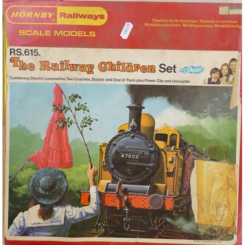 327 - Hornby Railways Scale Models RS.615 The Railway Children Set. Playworn with damage and losses to box... 