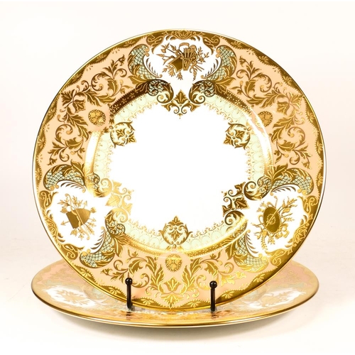 452 - De Lamerie Fine Bone China heavily gilded Private Commission patterned Plates with Arabic Motif, spe... 