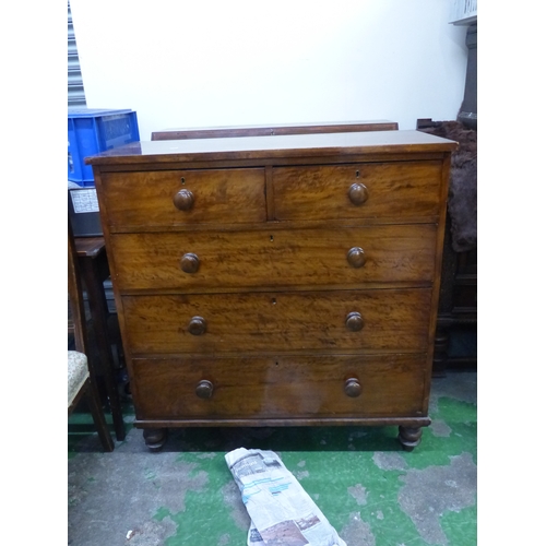 589 - 19th Century Mahogany Chest of drawers 101.5cm W x 106cm H