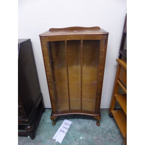 591 - 1940s Oak glazed display cabinet 114CM H x 58cm W