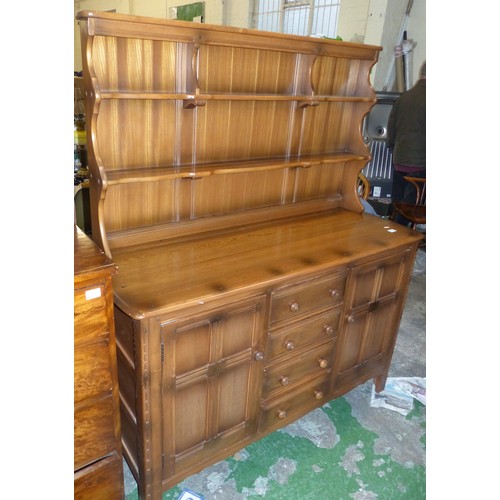 582 - 20th century Oak 4 drawer/ 2 door Welsh Dresser 
146cm W x 171cm H