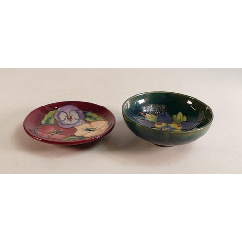 331 - Moorcroft Columbine patterned bowl together with Palmata Pansy pin dish (2)