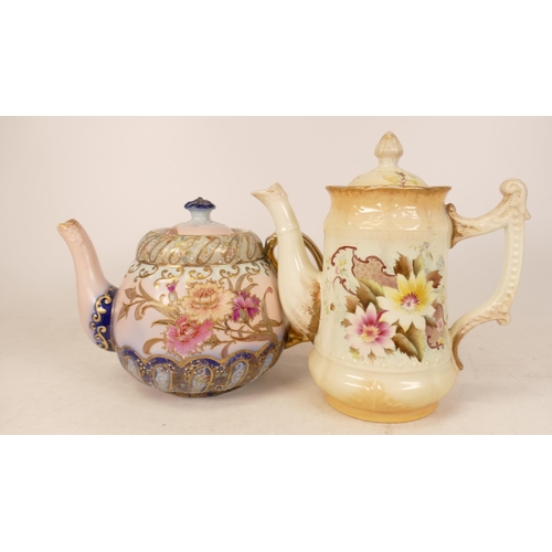 171 - Carltonware Wiltshaw & Robinson Ivory Blushware Carnation teapot together with Honfleur coffee pot, ... 