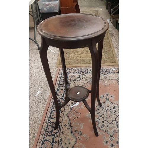 600 - Edwardian Mahogany occasional table