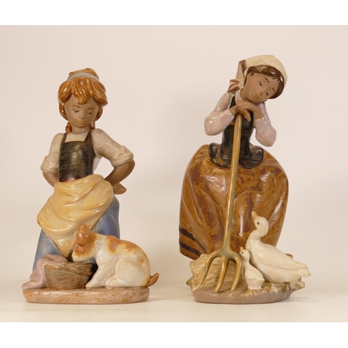 566 - Lladro figures harvest helpers gres finish 2178 and Nosy Puppy with gres finish, height of tallest 2... 