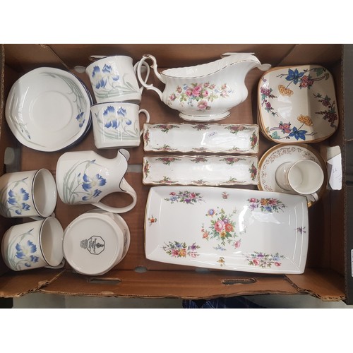 34 - A mixed collection of ceramics to include a Royal Albert Moss Rose gravy boat, Old Country Roses pin... 