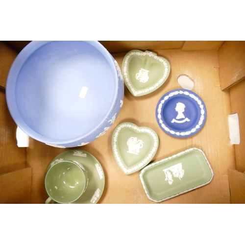 70 - Wedgwood jasper ware to include blue footed bowl, green cup & saucer and four pin dishes ( 1 tray)