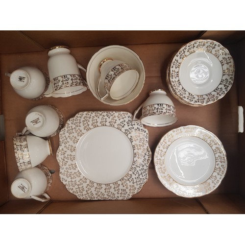 47 - Mid-century white/gilt 21pc tea set (1 tray).