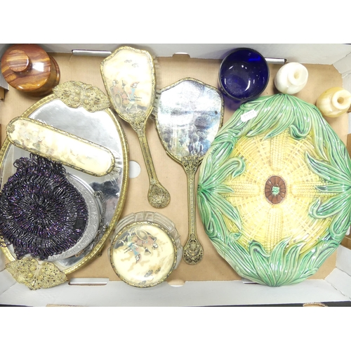 109 - A mixed collection to include Majolica plate (A/F) , gilt metal dressing table mirror set, vintage b... 