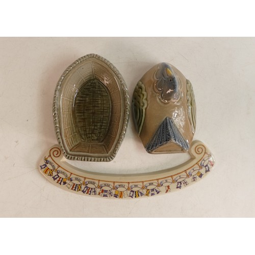 6 - Wade Chicken trinket box & cover with name stand 