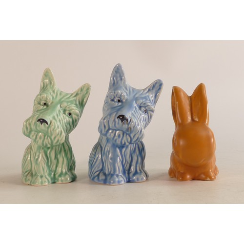 82 - Wade Heath Flaxman Terriers in pale green and blue colourway together with an orange rabbit (3)