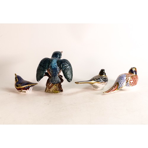 248 - Royal Crown Derby paperweights to include -Pied Wagtail, Pheasant & similar together with Beswick 23... 