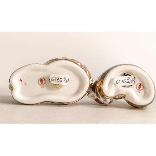 288 - A pair of Royal Crown Derby paperweights, Contented Cat and Contented Kitten, gold stoppers, each bo... 