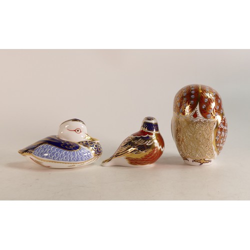 337 - Royal Crown Derby paperweights to include Barn owl, Duck and Chaffinch. All boxed with gold stoppers... 