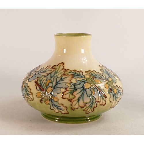 684 - Moorcroft vase decorated with Oak leaves and Acorns. Marked MCC 96, collectors club open auction pie... 