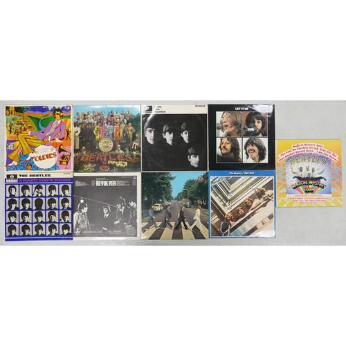 1678 - A collection of nice condition Vinyl Beatles LP's including Magical Mystery Tour Stereo PCTC 255 (wi... 