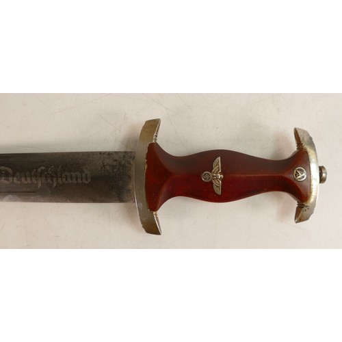 1783 - A German Third Reich second World War WWII SA Officers dagger & scabbard, with 22cm length double-ed... 