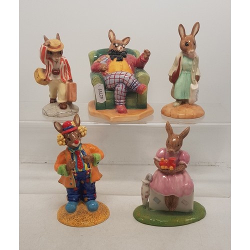 390 - Royal Doulton Bunnykin's figures to include Shopper DB233, Father DBDB154, Clarence the Clown DB332,... 