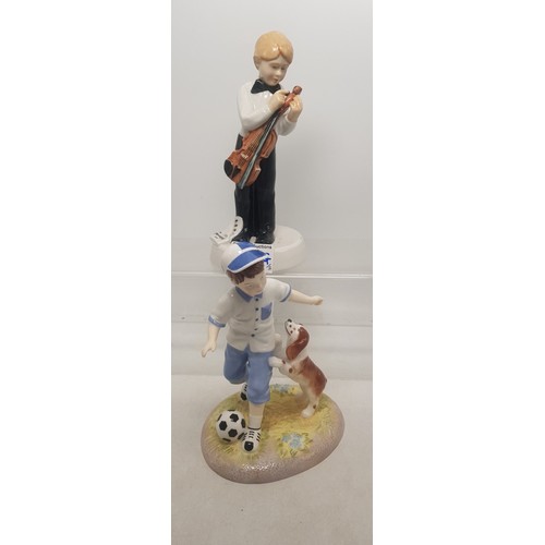 399G - Royal Doulton figures to include Lets Play CH5 and I'm Nearly Ready HN2976 (2).