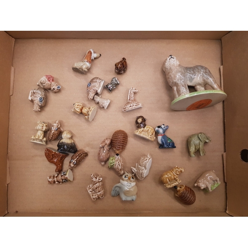 539 - A collection of Wade Whimsies (1 small tray).