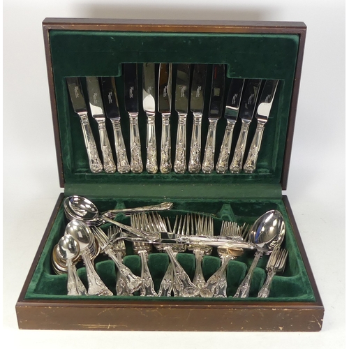 207 - Housley International Stainless Steel wooden cased cutlery set