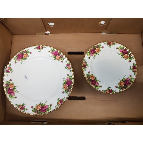 567 - Royal Albert Old Country Roses pattern dinnerware items to include 6 dinner plates and 6 salad plate... 