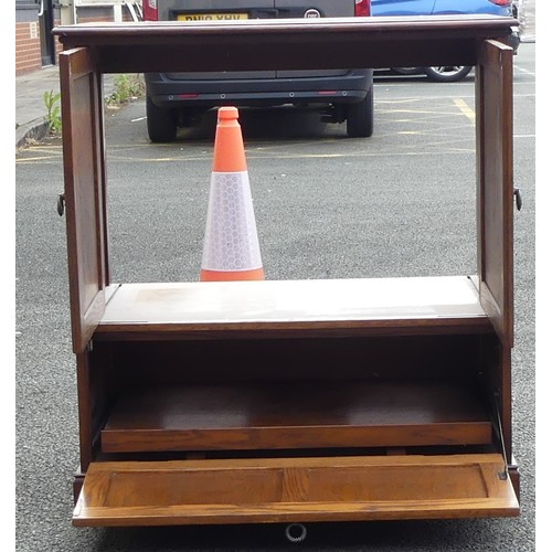 604 - Old Charm Style TV Unit with Linenfold Panels. Height: 103cm