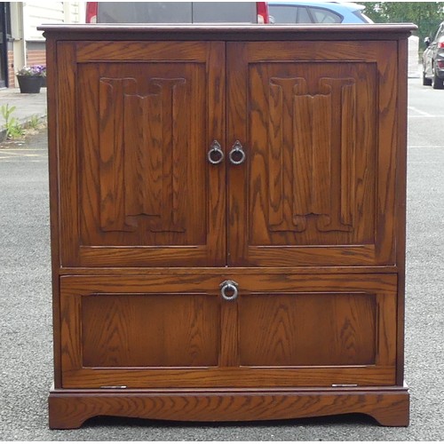 604 - Old Charm Style TV Unit with Linenfold Panels. Height: 103cm