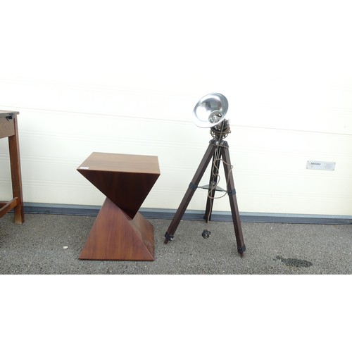 610 - A Modern Side Table together with a Tripod Lamp. Height of tallest: 92cm (2)