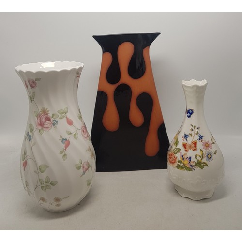 282 - A Gwen Pritchard studio pottery vase, together with a Wedgwood Rosehip vase and an Aynsley Cottage G... 