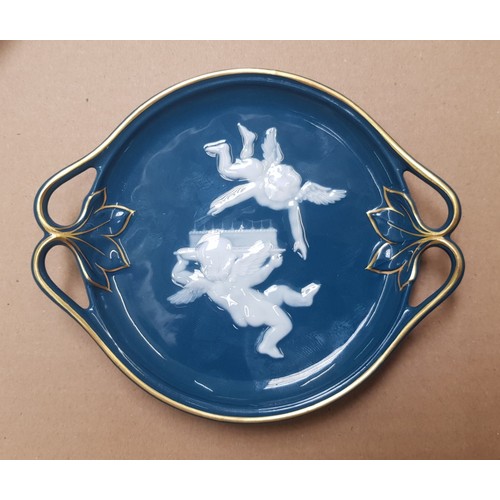 284 - Minton Pate sur Pate 1993 Anniversary Cherubs small twin handled cabinet plate.