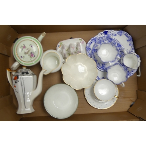 125 - A collection of Shelley tea ware to include patterns051/28, 13743, 9652, 13955, coffee pot 11632, et... 