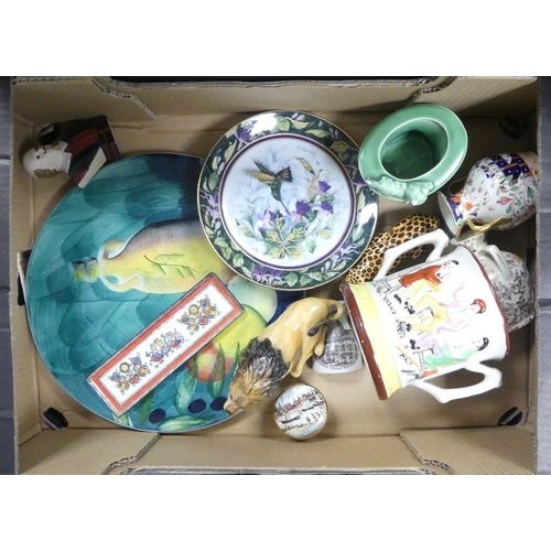 92 - A mixed collection of items to include twin handled Staffordshire frog mug, sylvac vase, lidded box ... 